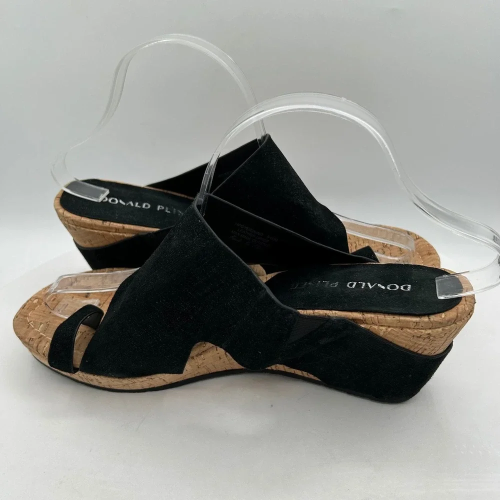Donald Pliner Gyer Black Leather Cork Wedge Toe Loop Sandals Size 9.5 NEW